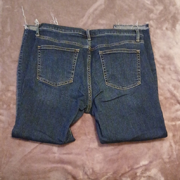 GAP Blue Cropped Ankle Jeans with Faded Finish - Picture 5 of 5